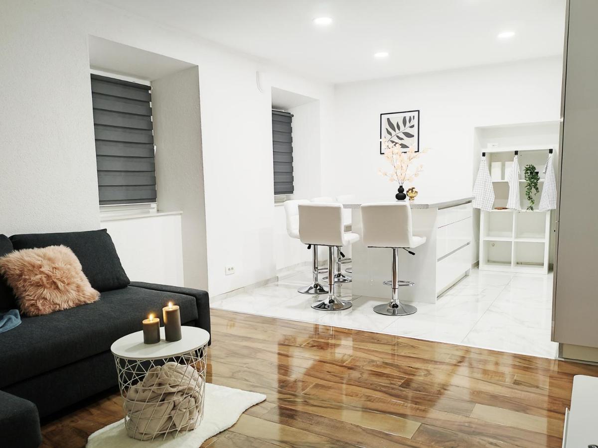 Stara Posta Apartment 8 Grosuplje Bagian luar foto
